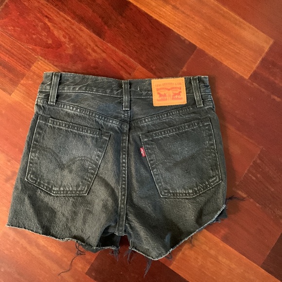 Levi’s button fly Wedgie shorts -black - Picture 5 of 5